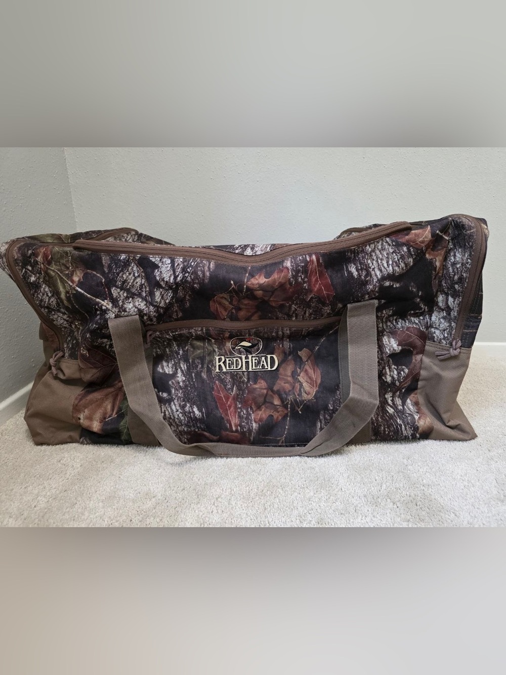 RedHead Large 29” Camo Hunting Duffel Gear Bag Outdoor Camping Travel